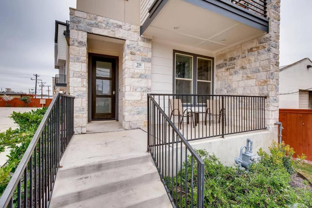 Fam Friendly 5 Bed Home Blocks To Pearl/Riverwalk! サンアントニオ エクステリア 写真