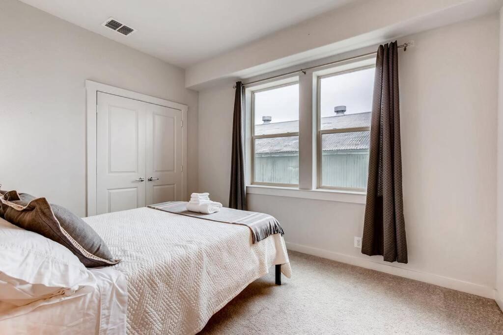 Fam Friendly 5 Bed Home Blocks To Pearl/Riverwalk! サンアントニオ エクステリア 写真