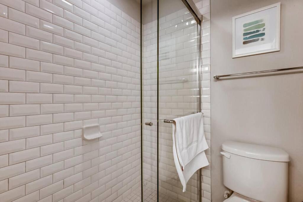 Fam Friendly 5 Bed Home Blocks To Pearl/Riverwalk! サンアントニオ エクステリア 写真